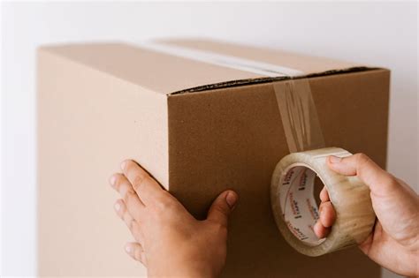 how to seal boxes